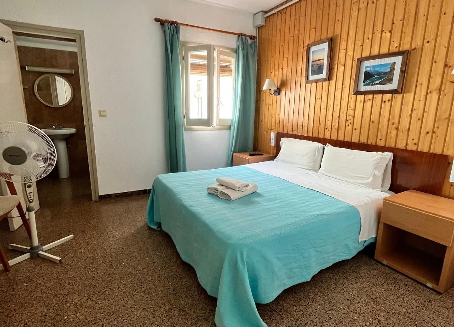 P&R Hostals Maria Rosa Tossa de Mar Spain